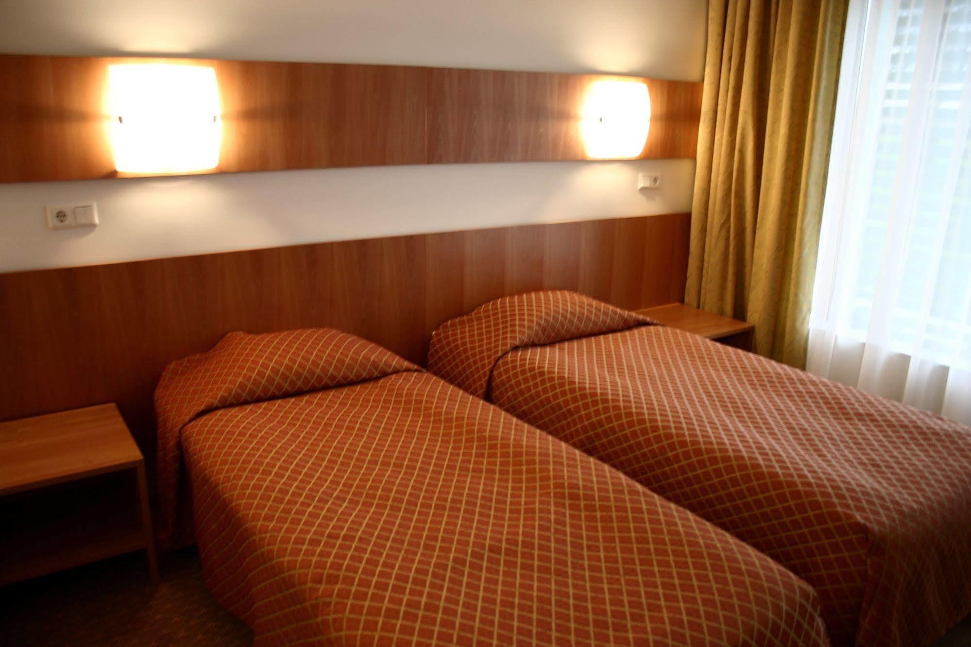 Raadimoisa Hotell Tartu Exteriér fotografie