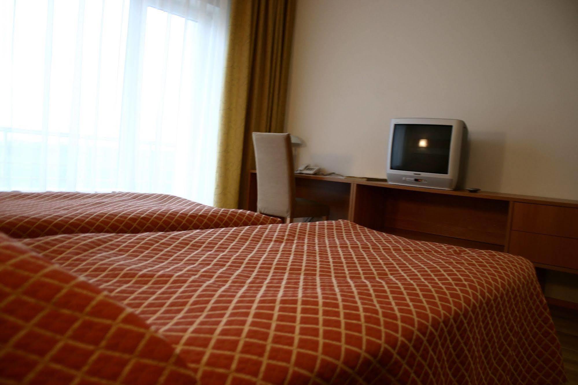 Raadimoisa Hotell Tartu Exteriér fotografie